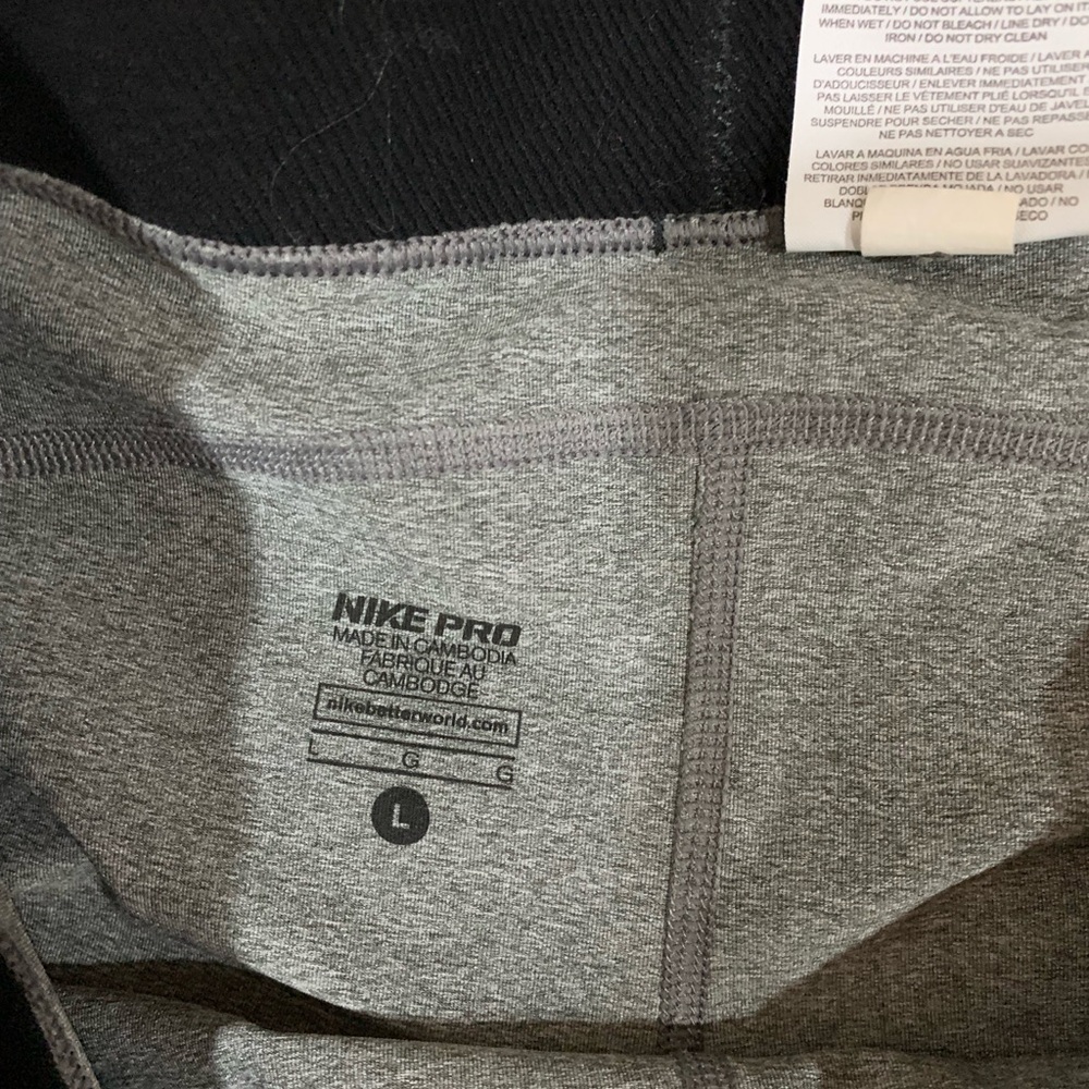 Nike Pro Shorts sz L - Picture 3 of 3